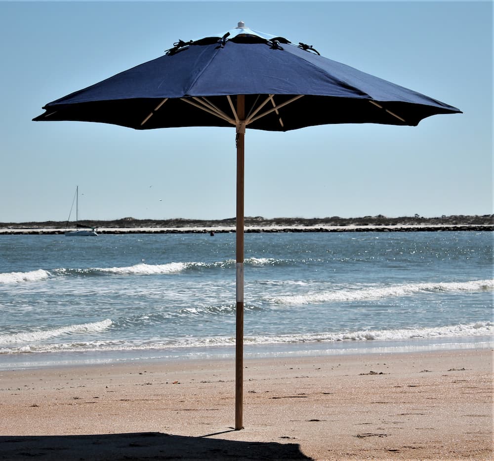 Fiberlite Julington 7.5' Octagon Hardwood Pole Umbrella - FL7.5BV