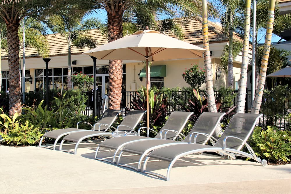 Fiberlite Las Olas 7.5' Market Umbrella - FL7.5SM