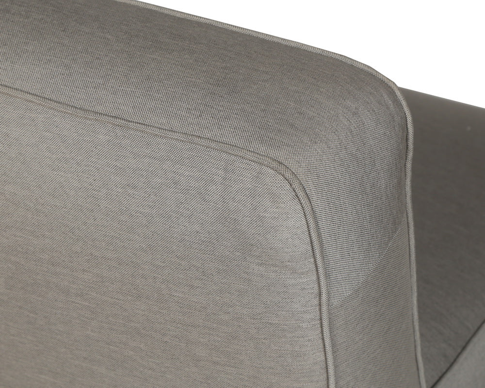 SUNPAN Carbonia Swivel Lounge Chair