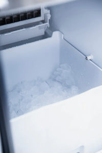 Summerset 15" UL Outdoor Rated Ice Maker w/Stainless Door - 50 lb. Capacity - SSIM-15