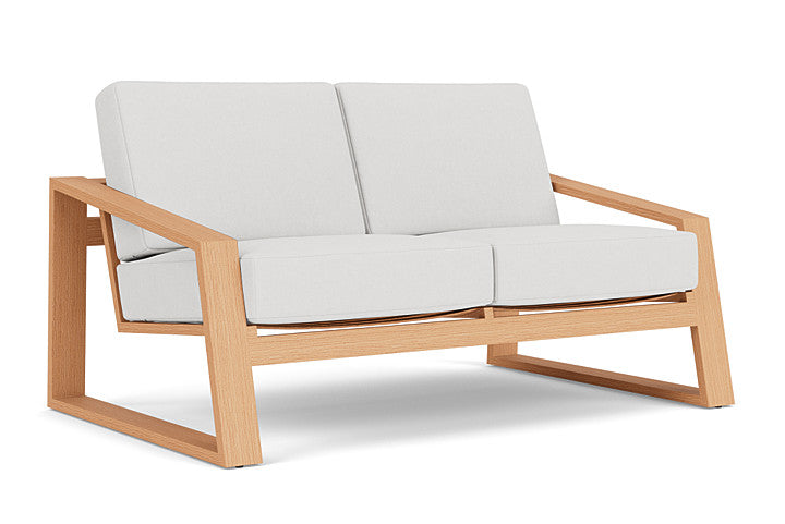 Lloyd Flanders Pursuit Loveseat 452050