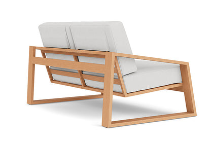 Lloyd Flanders Pursuit Loveseat 452050