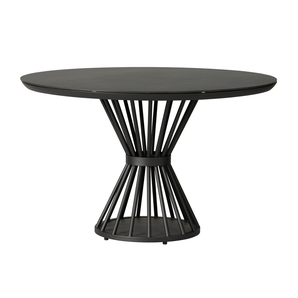 Lloyd Flanders Escape 47" Round Dining Table - 309048