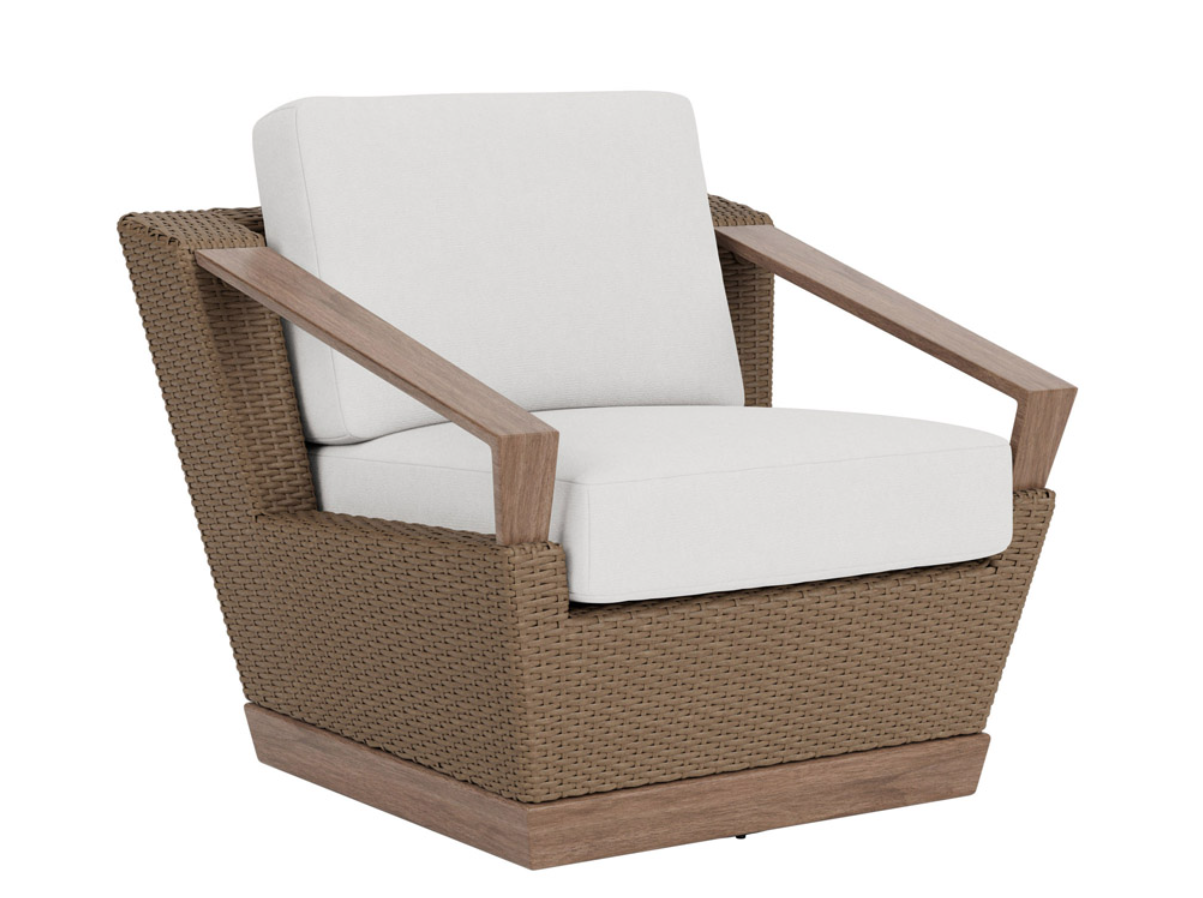 Lloyd Flanders Charisma Swivel Lounge Chair - 421080