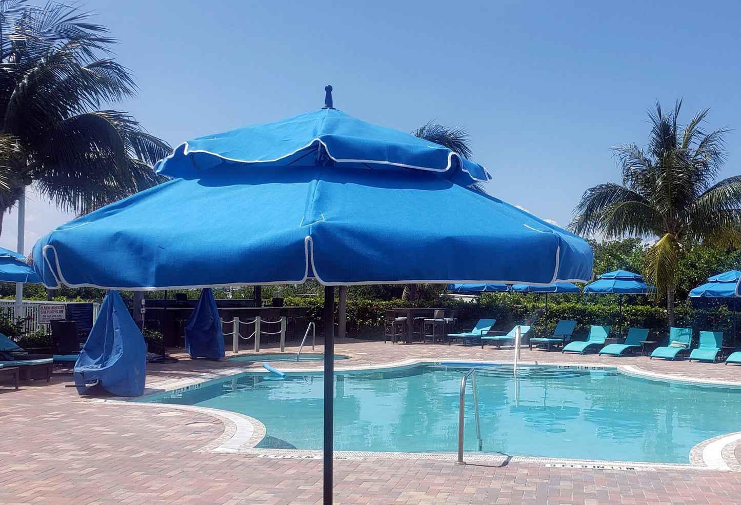 Fiberlite Key West  9.0' Double-Tier, Dome-Style Umbrella - FL8.5DT
