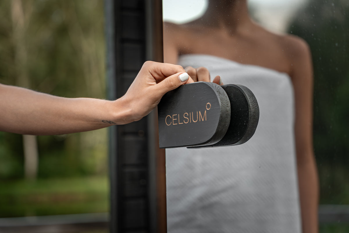 Celsium Ula Mini Outdoor Sauna – Thermowood