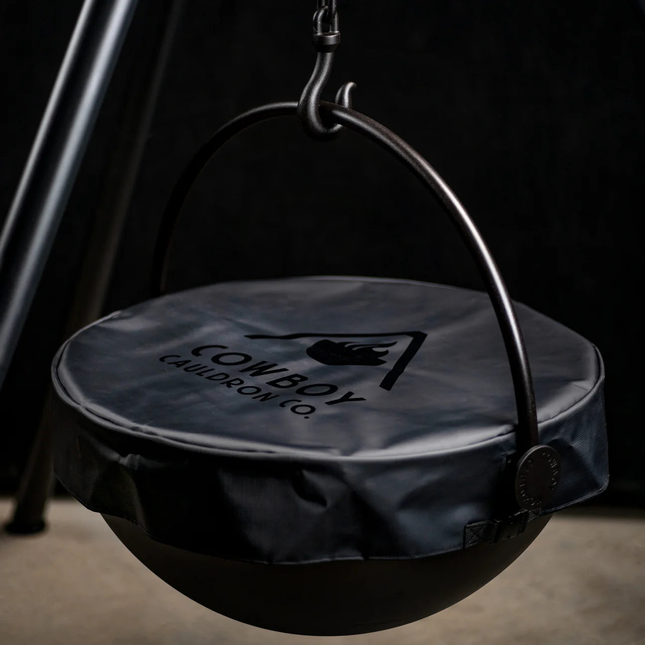 Cowboy Cauldron The Dude, 24 in. Diameter / 35 lb. Basin - CC-51001