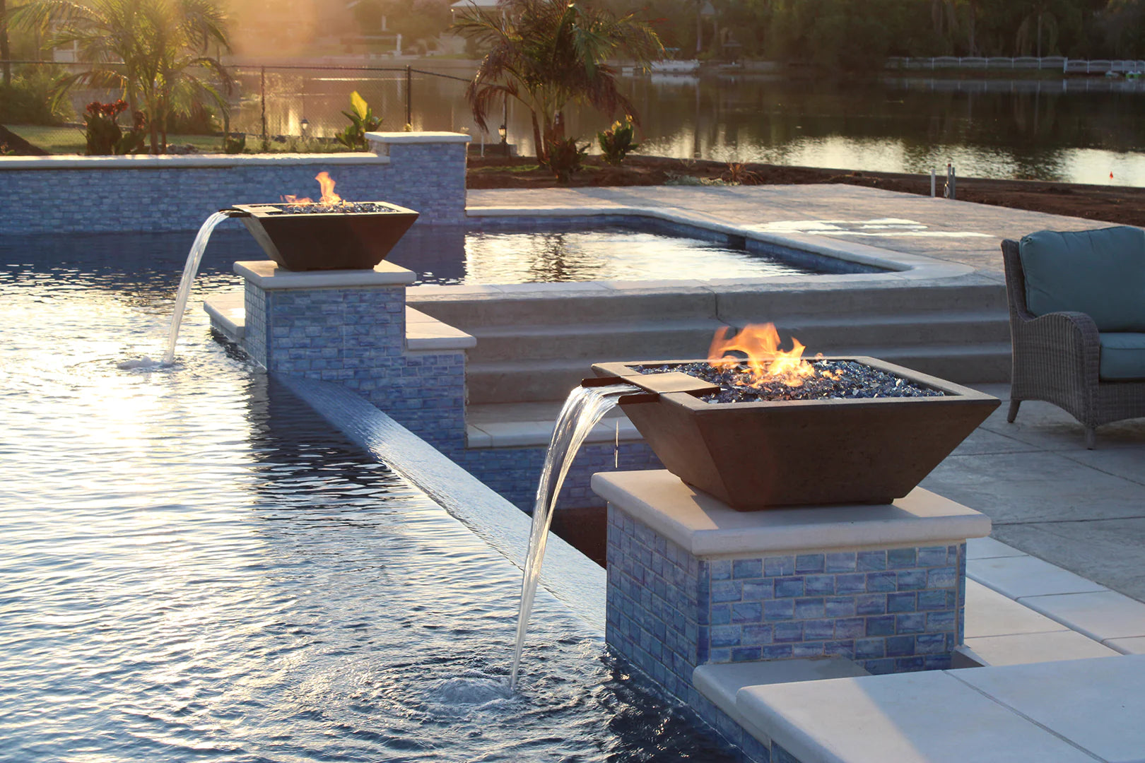 Prism Hardscapes Lombard Water Bowl - Thumbnail 2