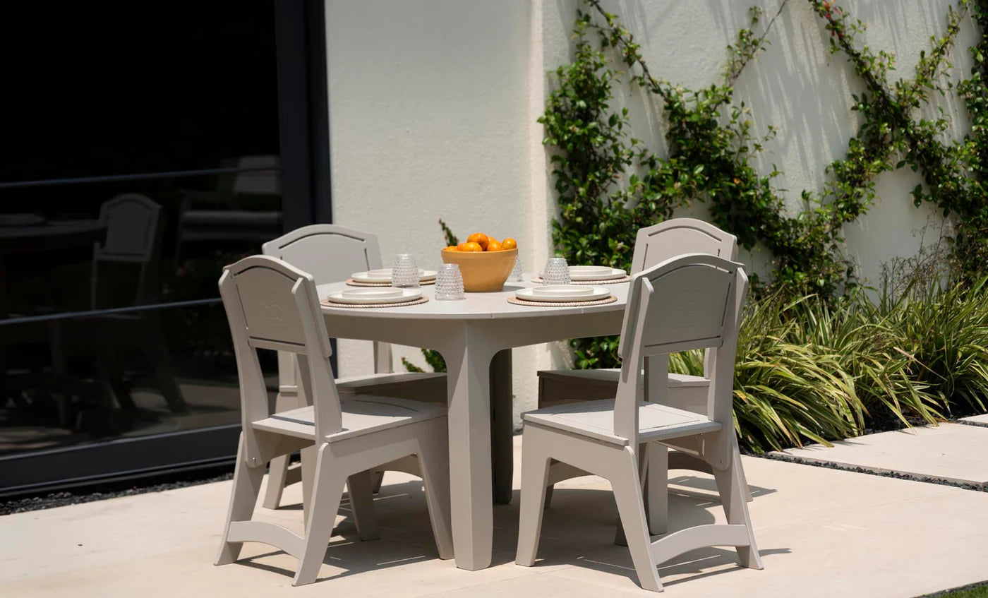 Ledge Lounger Mainstay 48" Round Dining Table (Seats 4 People / Available in 8 Resin Colors) - LL-MS-DT-48RD-RD