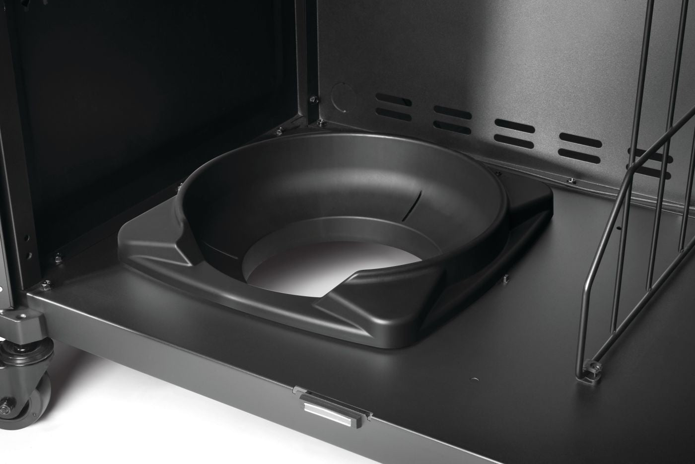 Napoleon Phantom Prestige® 500 Connected RSIB Propane Gas Grill with Infrared Side and Rear Burner - P500VXRSIBPK-PHM