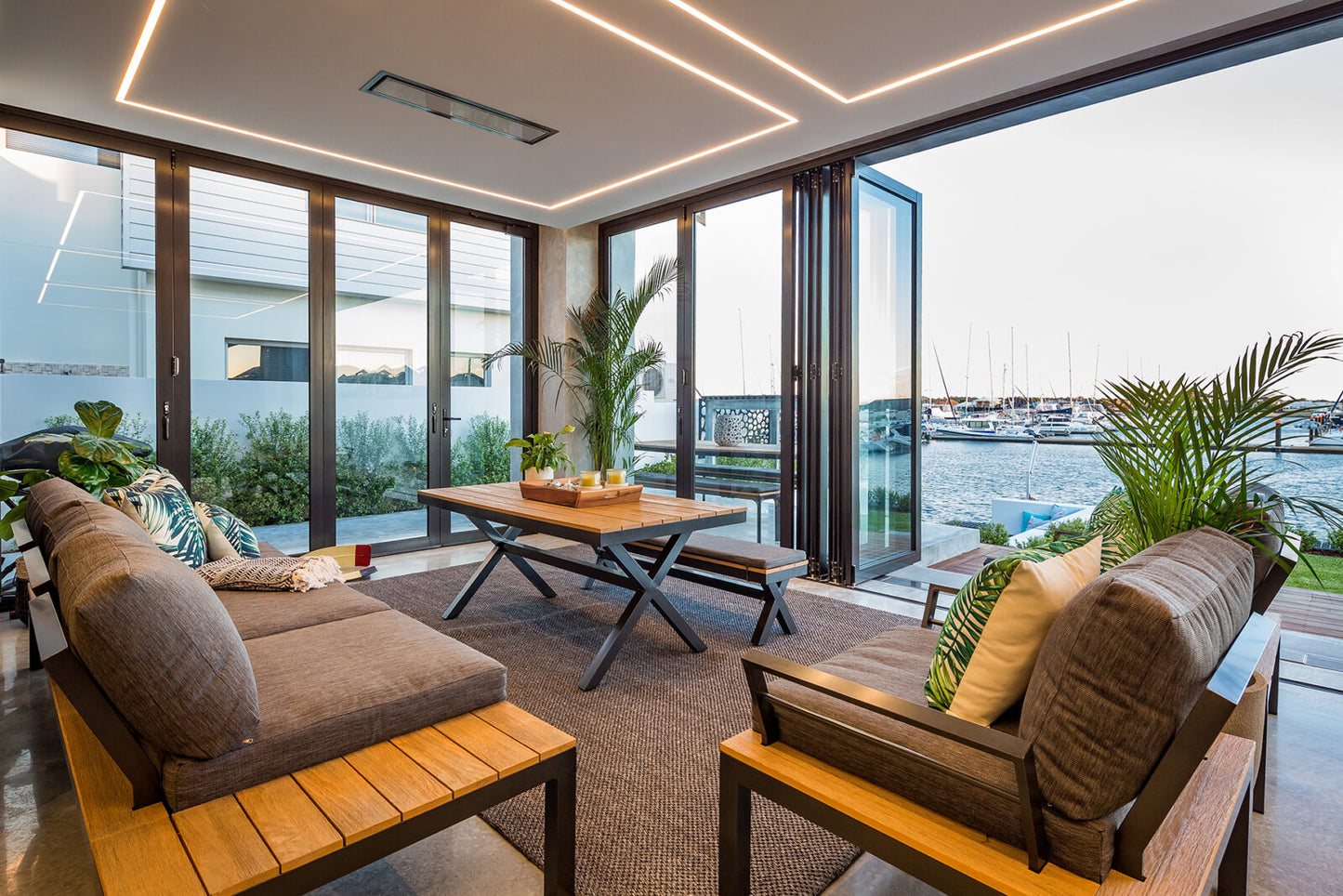 Bromic Heating 3400W White Platinum Smart-Heat™ Electric Marine Heater / 220-240V - BH0320018