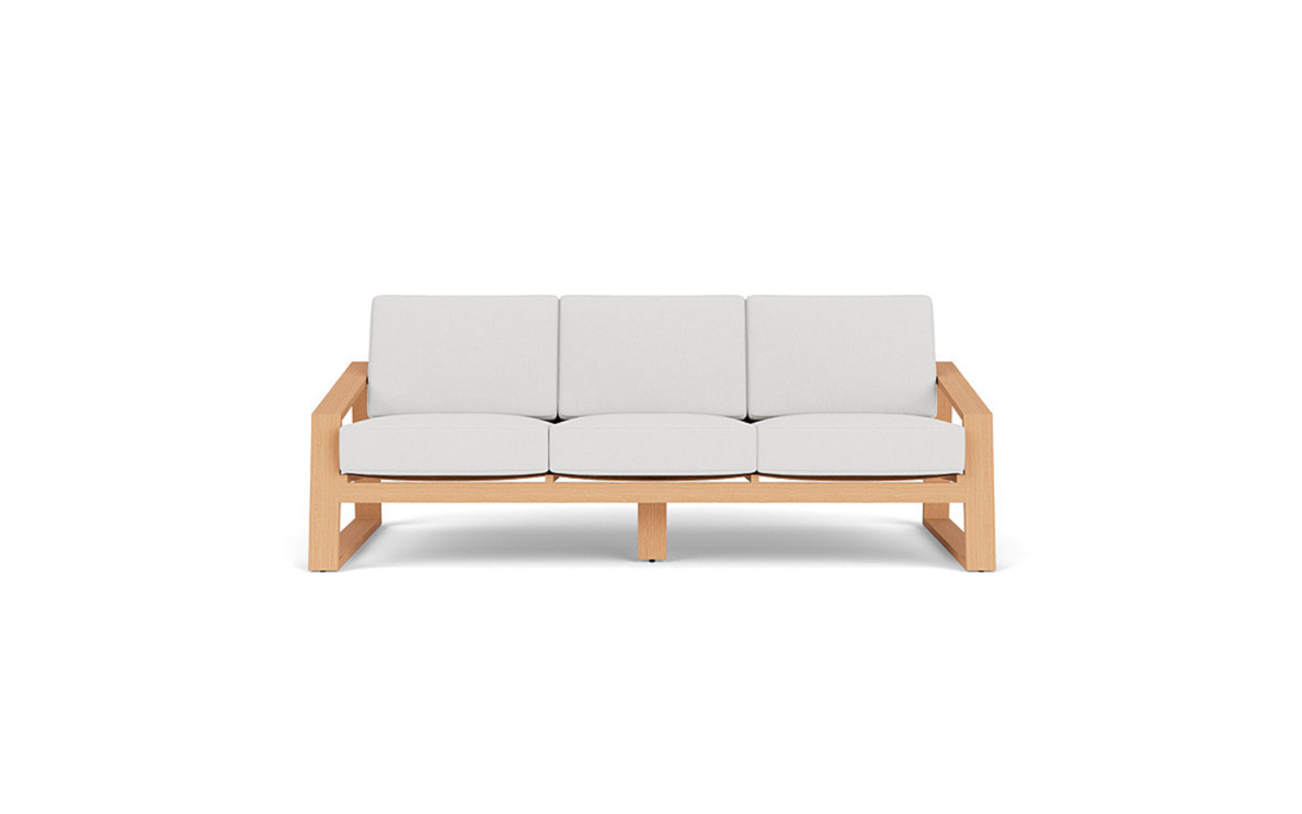 Lloyd Flanders Pursuit Sofa 452055