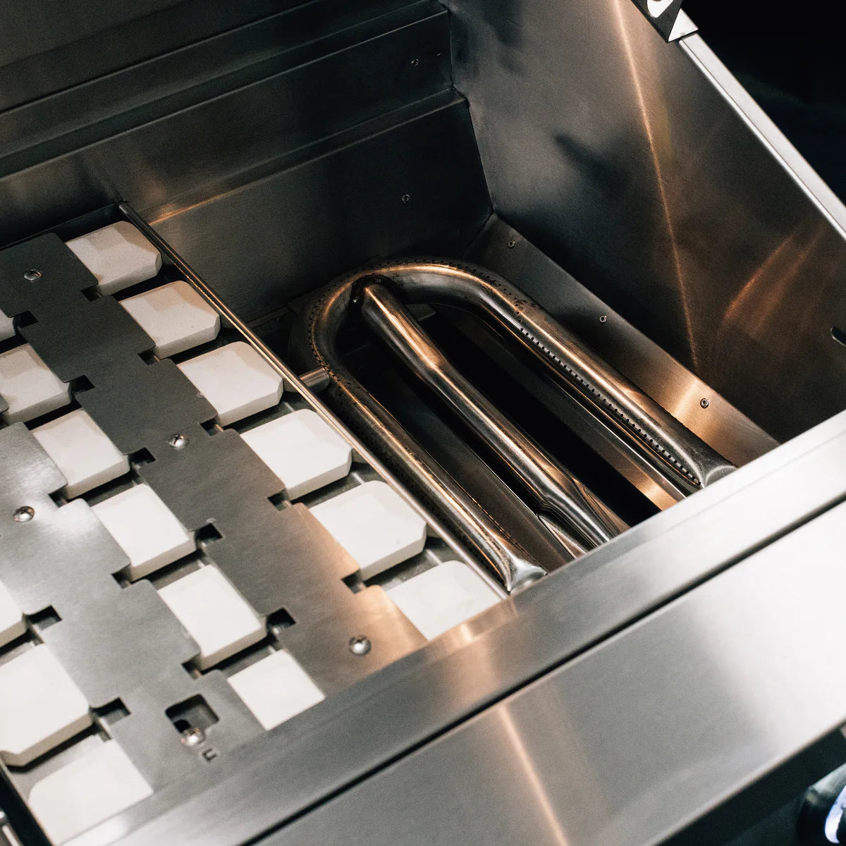 Summerset Quest Series 42-Inch Stainless Steel Gas Grill - NG and LP