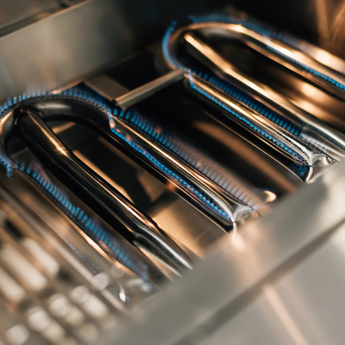 Summerset Quest Series 42-Inch Stainless Steel Gas Grill - NG and LP