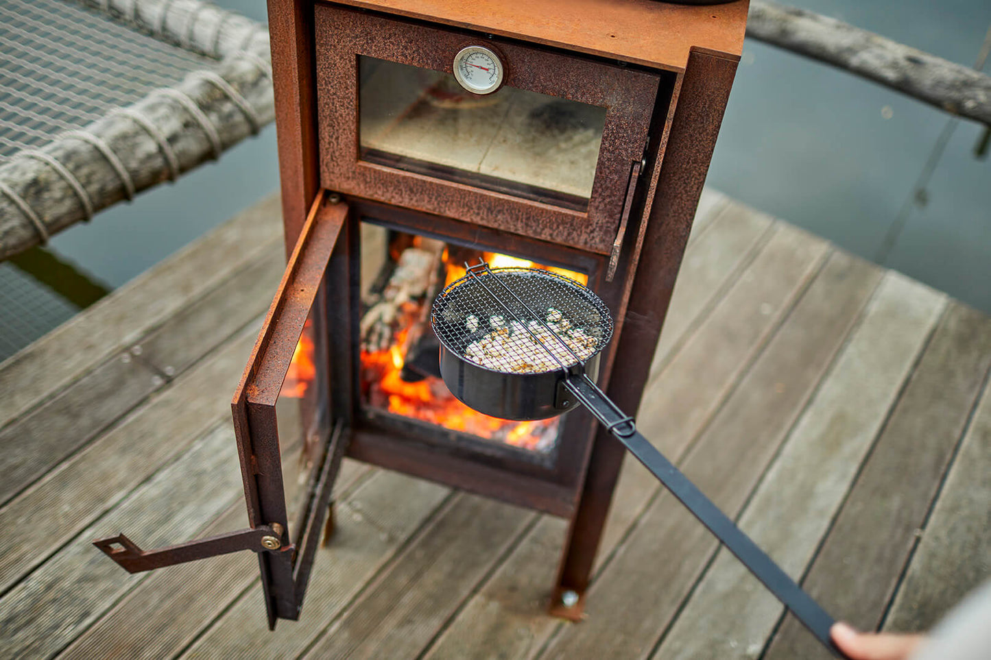 RB73 Quercus Fireplace