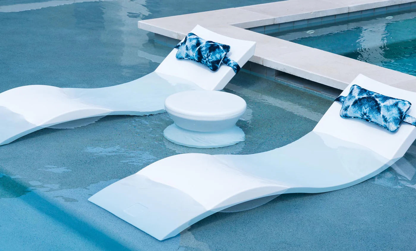 Ledge Lounger Signature Standard Side Table w/o Umbrella Hole (Available in 8 Resin Colors) - LL-SG-ST-14NH-CO