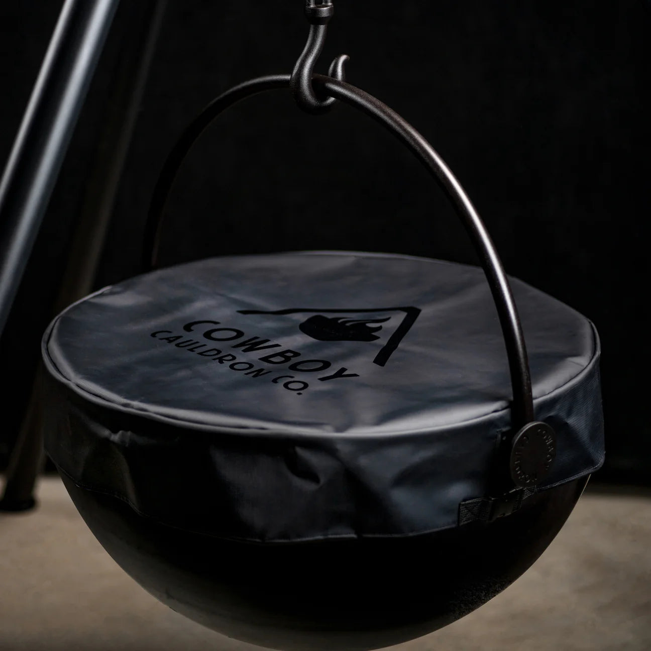 Cowboy Cauldron The Urban Cowboy, 30 in. Diameter / 75 lb. Basin - CC-52001