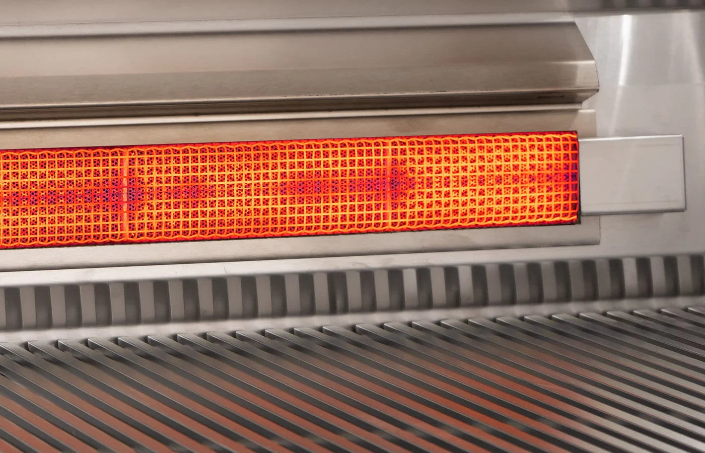 Fire Magic Echelon Diamond E660i 30" Built-In Grill with Analog Thermometer