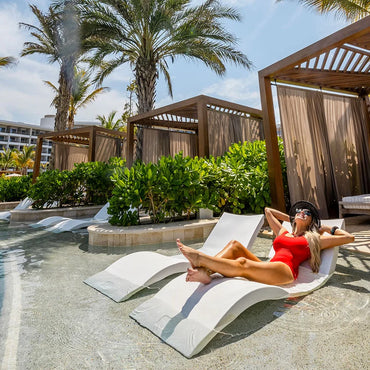 Ledge Lounger In-Pool Signature Chaise (Available in 8 Resin Colors) - LL-SG-C-WH